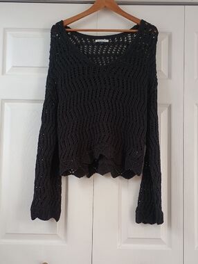 American Eagle Outfitters Navy Open-Knit V-Neck Sweater